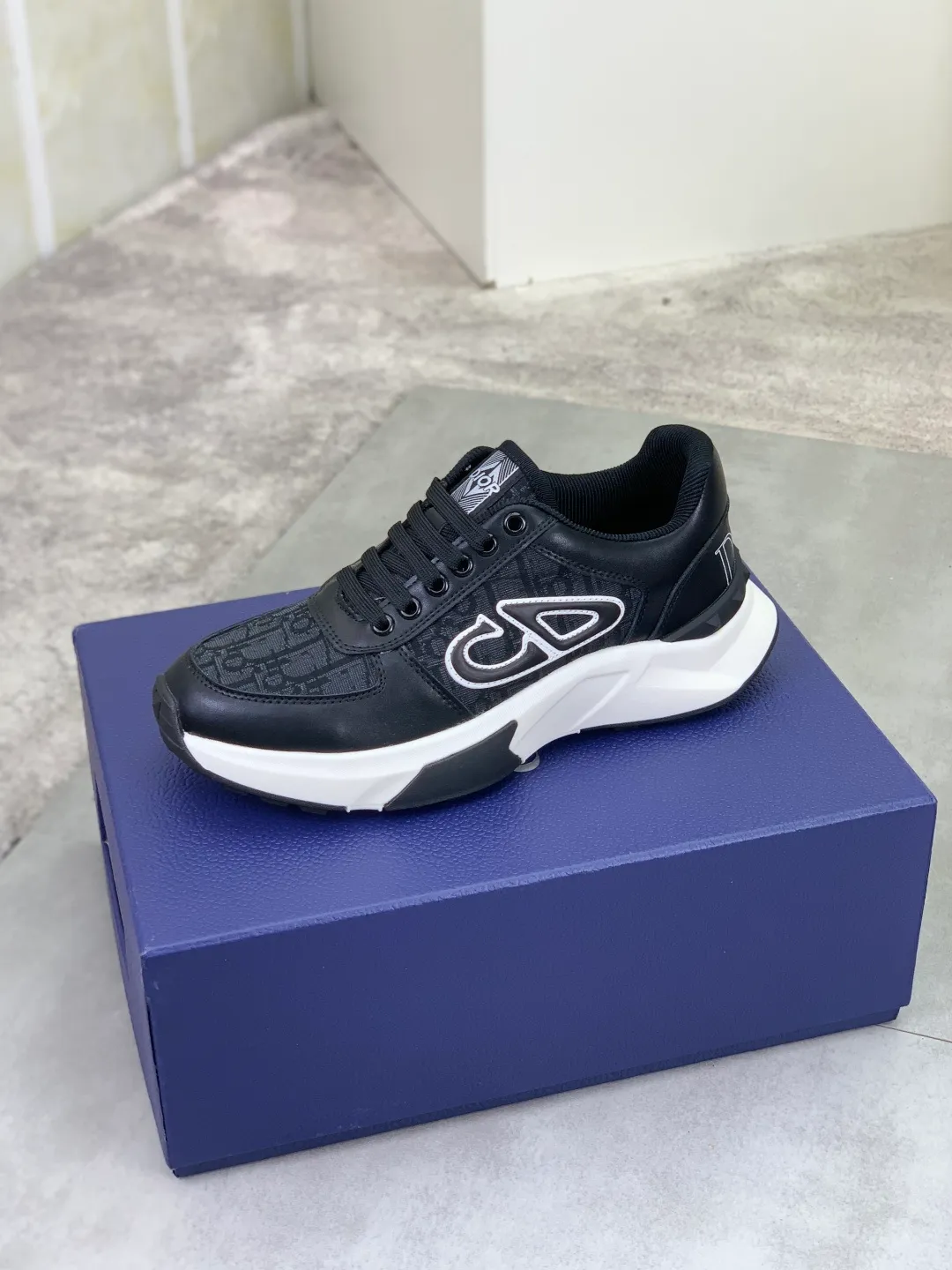 Men's Men's Shoes💰P440💰[New Style]🆘[Dior] 2025 Dior Original Lace-up Low-top Men's Shoes Classic casual shoes 🔥This model is the official classic model with high quality and made by famous original designers. It is made of high-quality cowhide with original materials➕comfortable and breathable mesh lining➕pigskin insole. The perfect last shape and generous and fashionable design have attracted many consumers and are suitable for drivers to drive🚗. What you want is the best quality in the market. Color: 4️⃣Color Code number: 38--44 (45 customized)